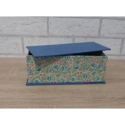 Handgefertigte Geschenkverpackung aus Pappe, Papier und Buchleinen - Blumenmotiv