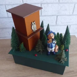 Handgefertigte Geschenkverpackung / Schachtel aus Pappe, Papier und Buchleinen - Waldspaziergang - Urlaub