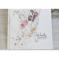 Handgefertigte Glückwunschkarte Geburtstag – 3D Karte mit Feder-Motiv, Designerpapier & Glanzgarn