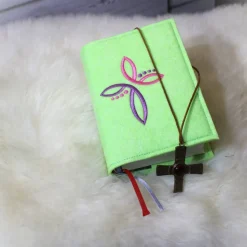 Handgefertigte Gotteslobhüllen – ein besonderes Geschenk zur Erstkommunion