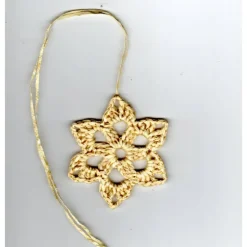 Handgefertigte Häkelsterne – 7er Set Weihnachtssterne/Schneesterne in Vanille – Baumbehang & Deko