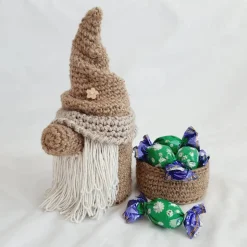 Handgefertigte Ostern Zwerge aus Jute mit Innenfach für Geschenke - Ostern