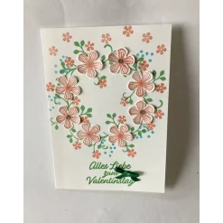 Handgefertigte Valentinstagskarte mit Blumenkranz und Strasssteinen,Grün-Rosa