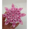Handgefertigter Kanzashi-Anhänger „Rosenzart“, Weihnachtsstern