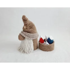 Handgefertigter Weihnachtswichtel aus Jute mit Innenfach für Geschenke