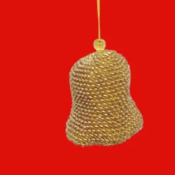 Handgehäkelte Glocke in Gold – mit echtem Glöckchen und Perlen
