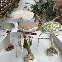 Handgemachte Deko Stoffpilze aus Leinen & Treibholz – 4er Set für Landhaus Herbstdeko