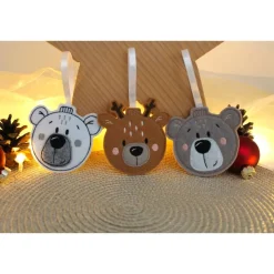 Handgemachte Filz-Christbaumanhänger - bestickt als Eisbär, Bär oder Reh in Kugelform