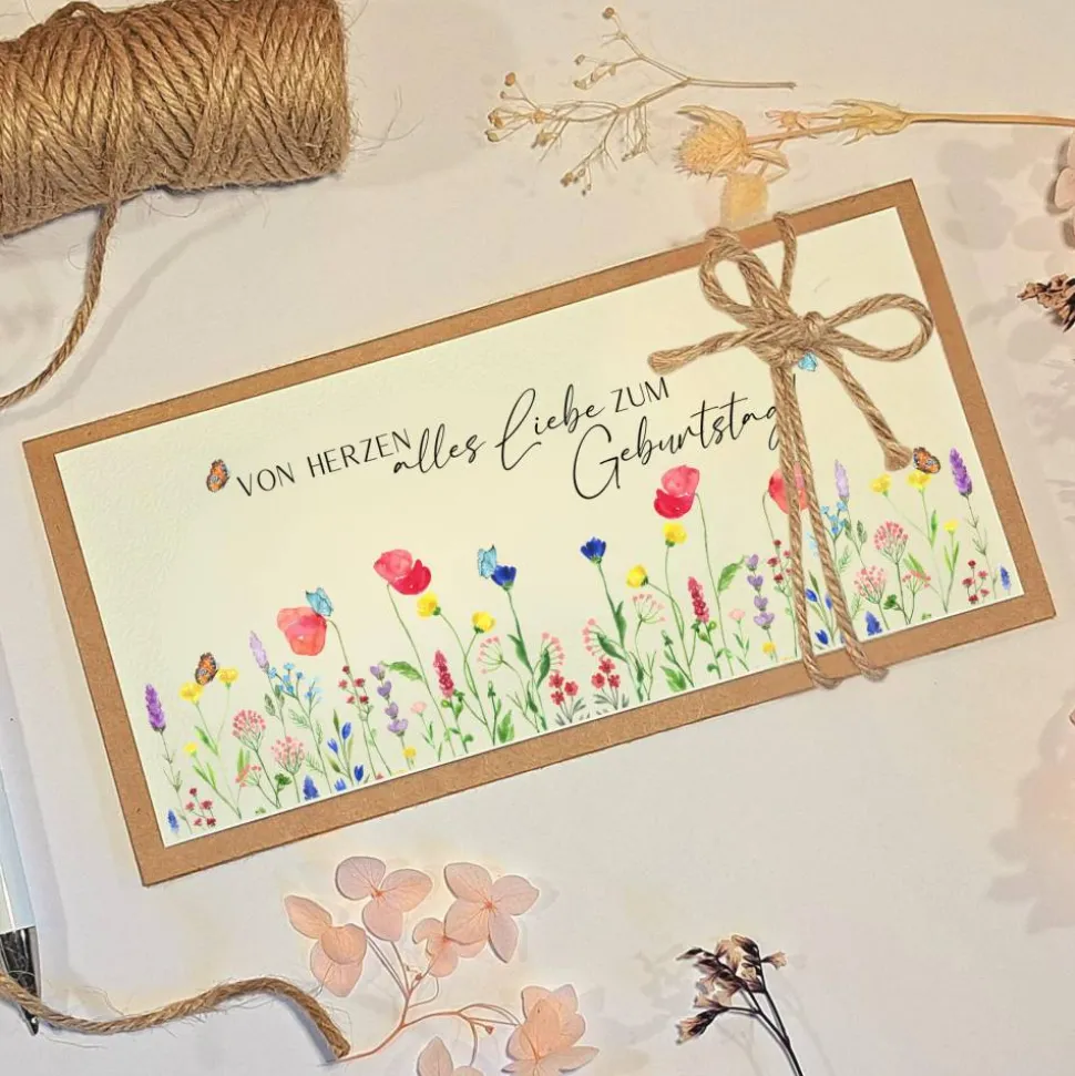 Handgemachte Geburtstagskarte mit Blumenmotiv – Geldgeschenk & Gutscheinverpackung