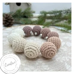 Handgemachte gehäkelte Weihnachtskugeln im Scandi Design – 10er Set „Cremezauber“ in Creme, Beige & Braun