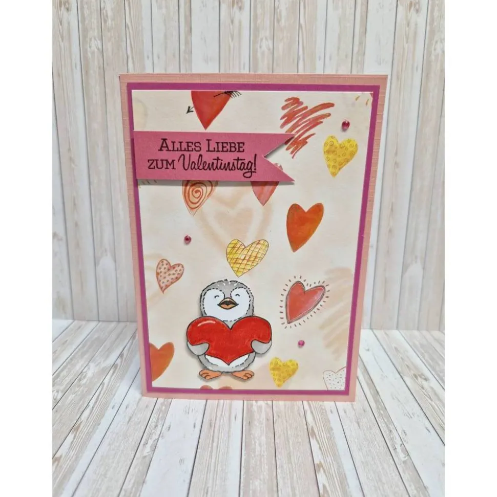 Handgemachte Valentinstagskarte Pinguin Herz – Liebevoll gestaltet, 14,5 x 10,5 cm