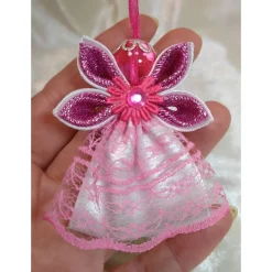 Handgemachter Weihnachtsengel in Pink – festlich und elegant