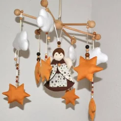 Handgemachtes Schutzengel-Mobile – Geschenk zur Taufe & Geburt für Babys