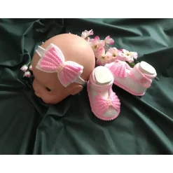 Handgemachtes Taufset  *little girl* für Mädchen – Haarband & Babyschühchen Weiß-Rosa mit Perlen