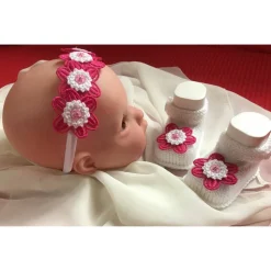 Handgemachtes Taufset *Mira* – Haarreif & Babyschuhe mit Blüten | Individuell & Einzigartig