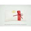 Handgemachtes weißes Ringkissen mit roter Spitze, Unikat – 18x11 cm, Hochzeit & Trauung