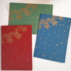 Handgemalte Weihnachtskarte goldene Glocken Girlande mit Schnee