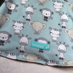 Handgenähte Babyjacke Gr.56 – Wendejacke Blau Zootiere – Geschenk zur Geburt