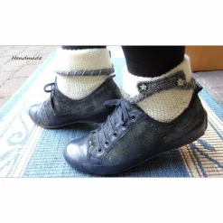 Handgestrickte Wollsocken Trachtenlook – Größe 38/39 – Oktoberfest Socken wollweiß