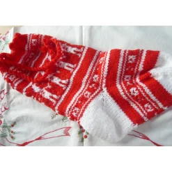 Handgestrickter Nikolausstiefel,Weihnachtsstiefel,Weihnachtsstrumpf.Geschenkstrumpf,