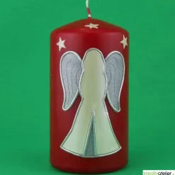 Handverzierte, rote Weihnachtskerze mit Engel und Sternen - Personalisierbar für ein gemütliches Zuhause mit Kerzen