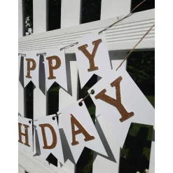 Happy Birthday Girlande in Weiß und Gold. Handgefertigte Papiergirlande zum Geburtstag.