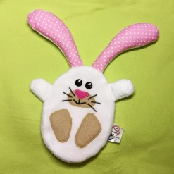 Hase aus dem Ei , Osterhäschen, Osterhase, Stofftier