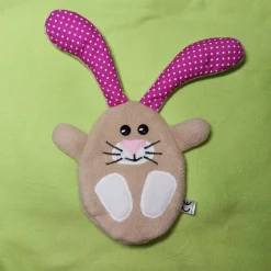 Hase aus dem Ei , Osterhäschen, Osterhase, Stofftier