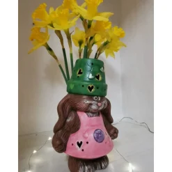 Hase Mädchen mit Pott