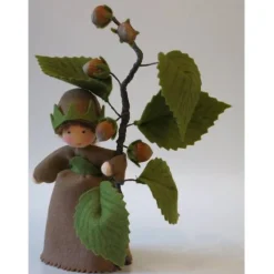 Haselnuss - Blumenkind - Jahreszeitentisch - Waldorf Art- Art.Nr. HE26