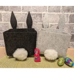 Hasenkörbchen „Frohe Ostern“ aus Filz – Osterkorb mit Ohren und Puschel, Schwarz oder Hellgrau, 14x14x22cm