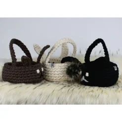 Hasenkörbchen gehäkelt mit Kunstfellpuschel Osterkorb aus Textilgarn