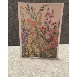 Hübsche Karte mit Blumenmotiv, mit Umschlag