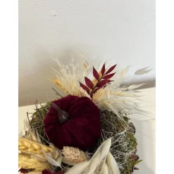 Herbstdeko Herbstgesteck Kürbis Trockenblumen weinrot