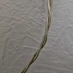 Herbstdekoration, Herz zum Aufhängen aus Aluminiumdraht. 24 x 24 cm