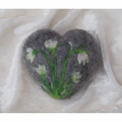 HERZ * FILZHERZ * ZUM VERSCHENKEN * ZUR DEKORATION * OSTERN * FRÜHLING * 100 % WOLLE * Produkt #558990