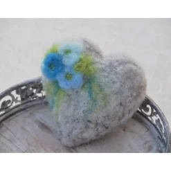 HERZ * FILZHERZ * ZUR DEKORATION * FRÜHLING * 100 % WOLLE * HANDGEARBEITET * GRAU/BLAU * Produkt #717471