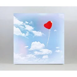HERZ - ROTER BALLON Romantisches Bild auf Holz Leinwand Kunstdruck Geschenk Wandbild Landhausstil Shabby Chic