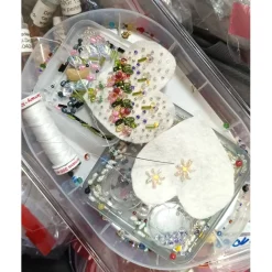 Herz Blüten beidseitig bestickt Blumen Biwaperlen – weiß rosa Deko Handarbeit