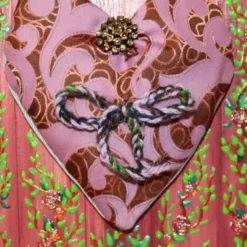 Herzbild KRAWATTENHERZ  Geschenk zum Valentinstag Muttertag Vatertag Acrylbild Collage auf einer Holzplatte