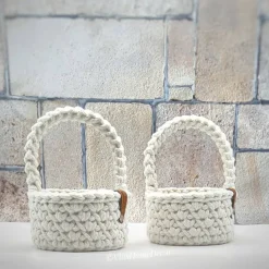 Häkelkorb mit Henkel und Holzboden in 3 Größen – Korb für Blumenkinder oder als Geschenkkorb