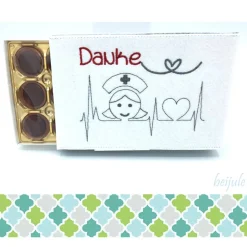 Hülle für Haselnusspralinen