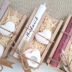 Hochzeit Geschenkset Hochzeitsgeschenk Dekoherz Kerzenhalter Herz Kerzenset Stabkerze Kerzenbox Holzbox Mitbringsel