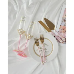 Hochzeitsaccessoires Hochzeitsgläser Hochzeitsdeko Brautaccessoires mit Namen Tortenmesser Tortenheber rosa gold Geschen