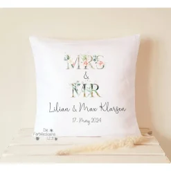 Hochzeitsgeschenk Kissen personalisiert mit Namen Brautpaar Geschenk