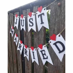 Hochzeitsgirlande Just Married Papiergirlande zur Hochzeit Wimpelkette Hochzeitsdeko Dekoration aus Papier Fahnengirlande Wedding