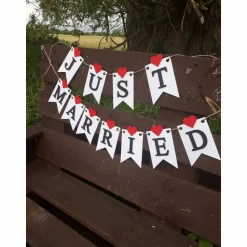 Hochzeitsgirlande Just Married Papiergirlande zur Hochzeit Wimpelkette Hochzeitsdeko Dekoration aus Papier Fahnengirlande Wedding