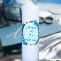 Hochzeitskerze in Elfenbein mit goldenen Ringen und Eukalyptus, personalisierbar, edle Hochzeitsdeko