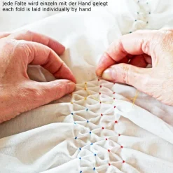 HOCHZEITSSCHAL mit HANDSMOCK farbige Punkte