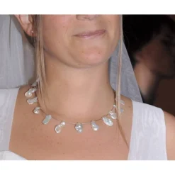 Hochzeitsschmuck Keshi Perlen,  Brautkette schwebende Perlen, leichter Brautschmuck